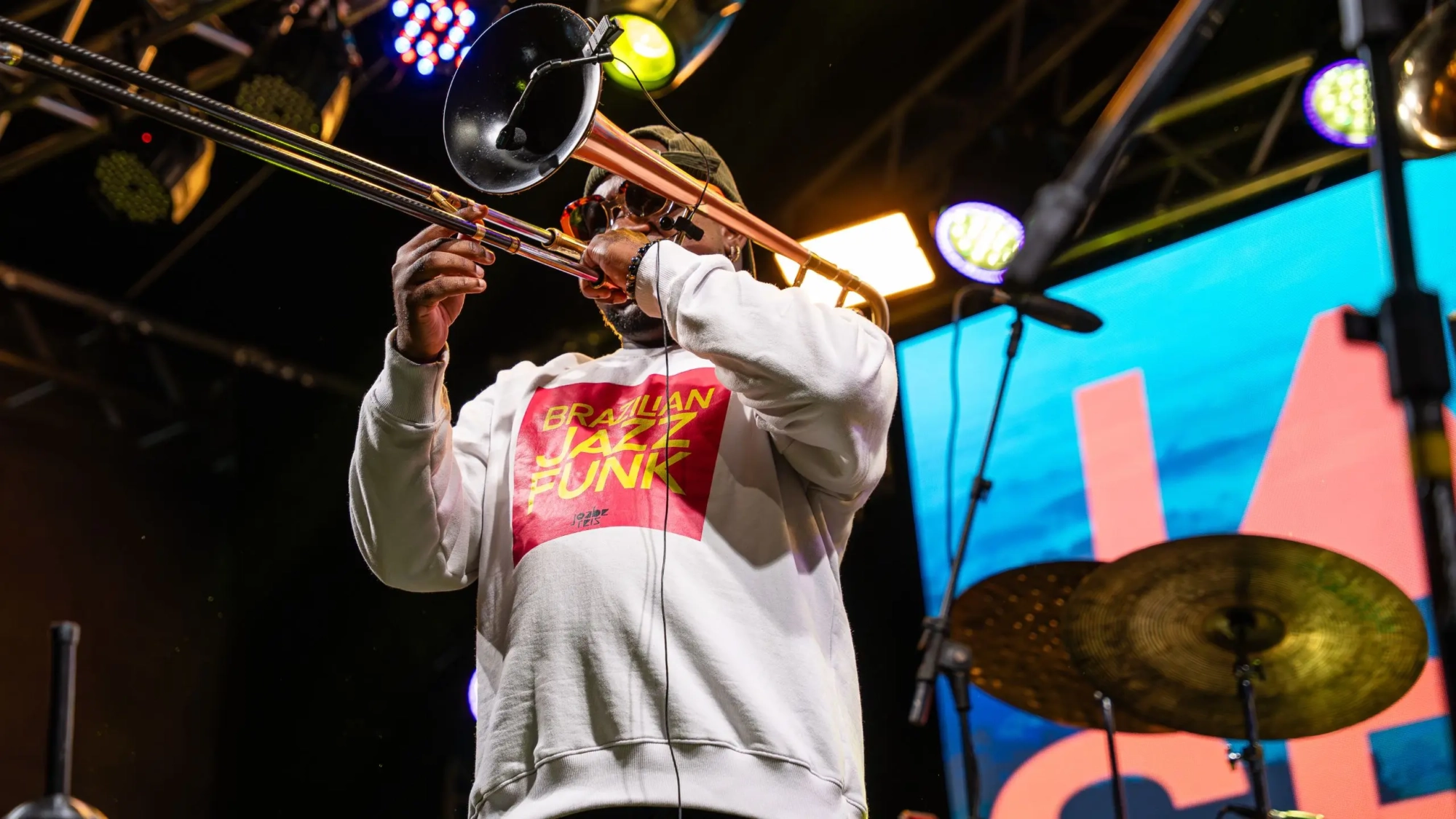 dejavu session (banner)