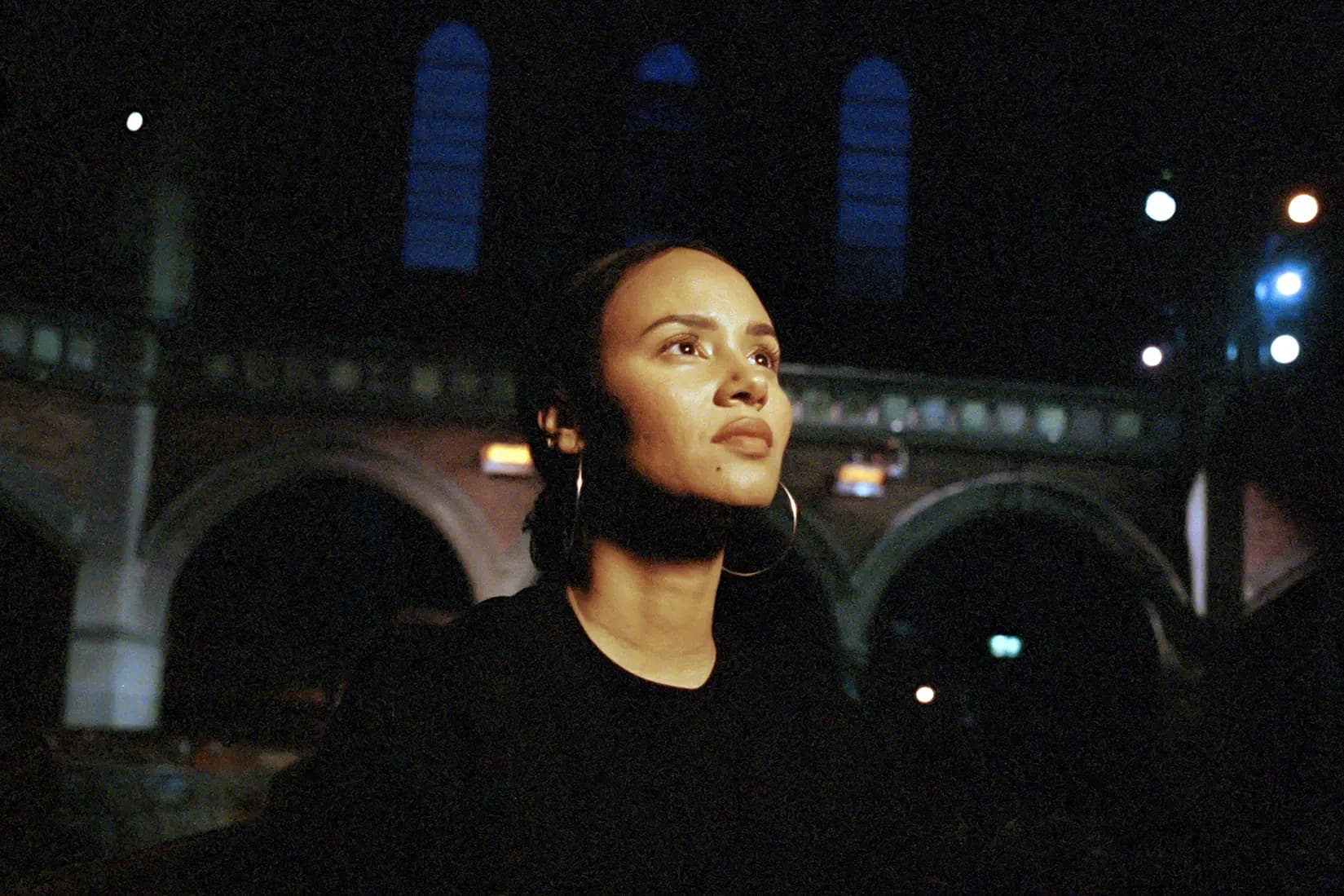 Mayra 2 par Fabrice Bourgelle (1)