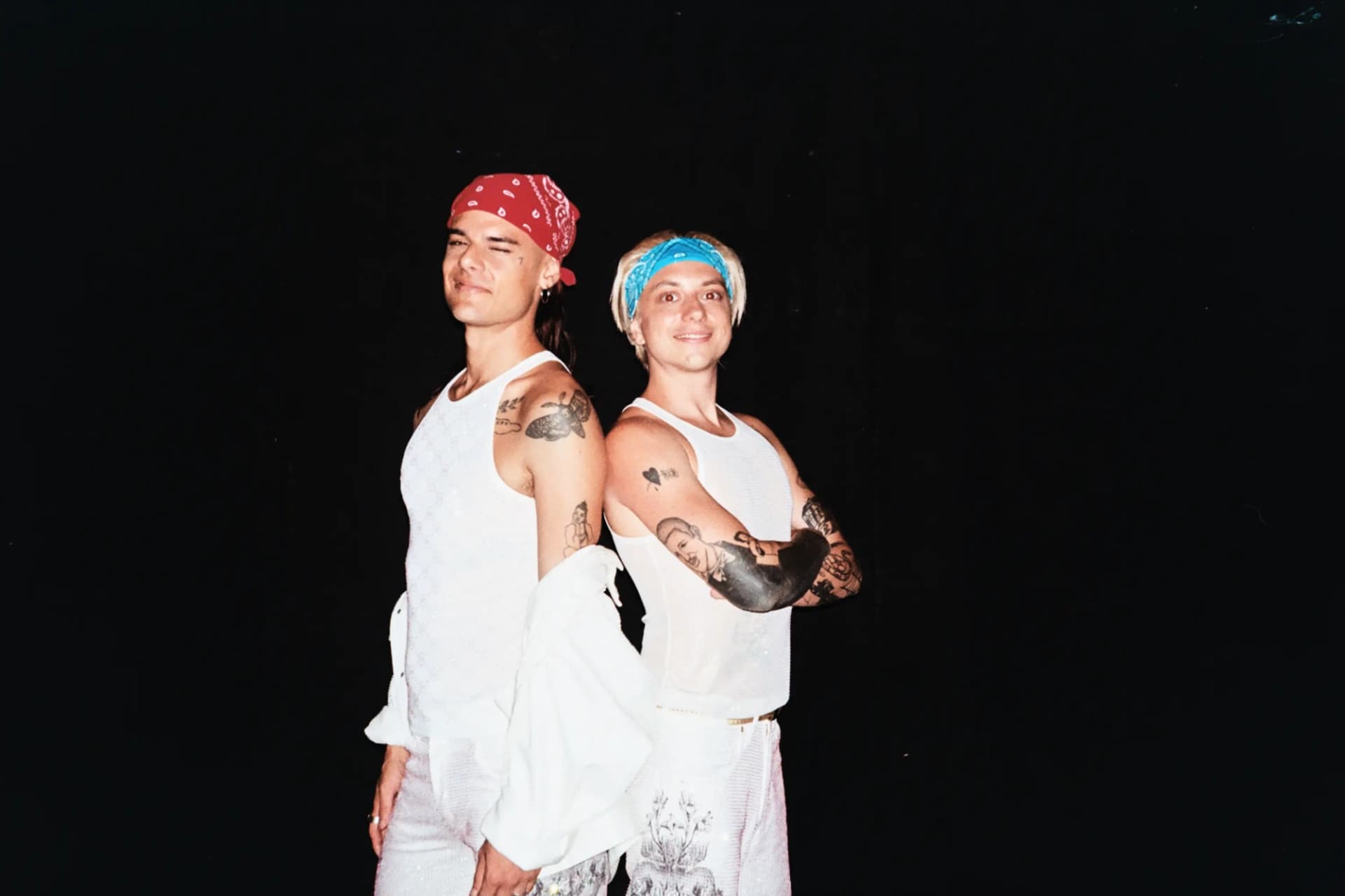 @totopons - AA007 (1)