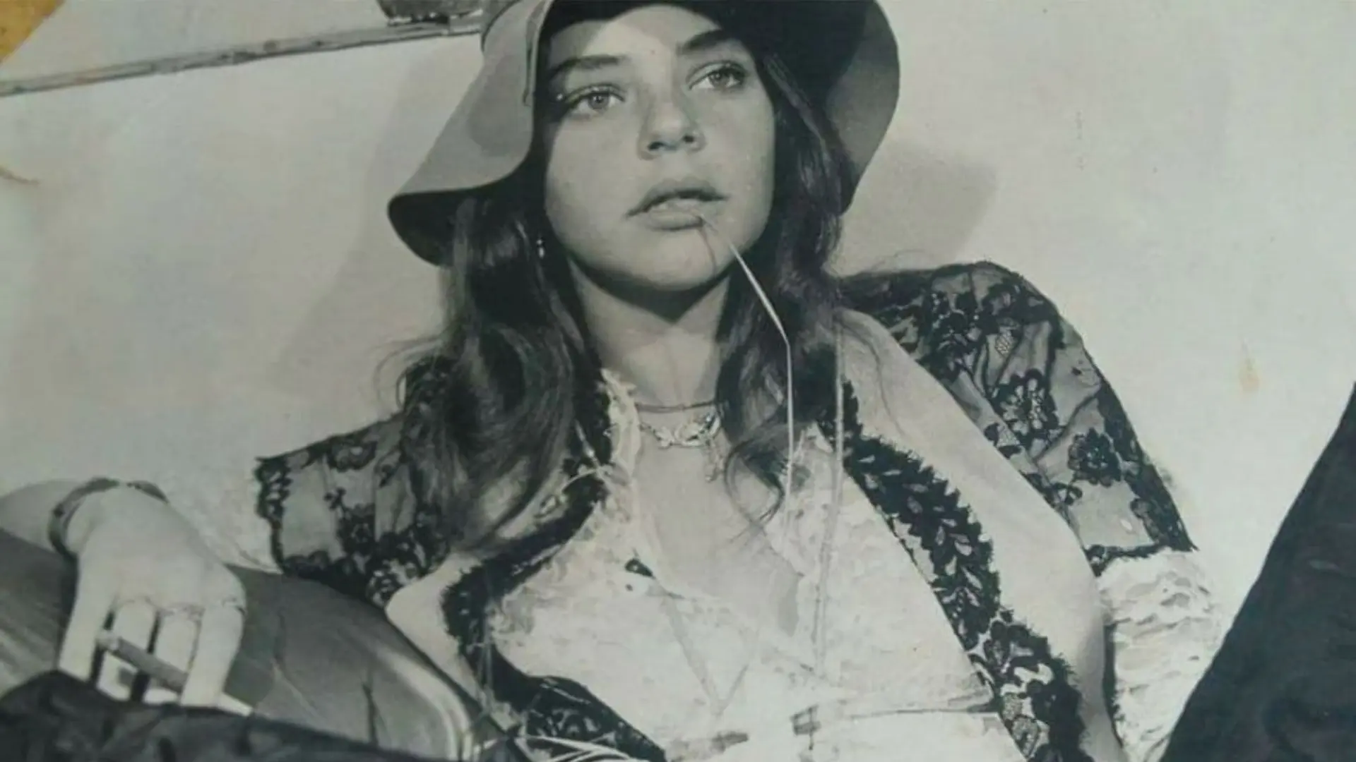angela-capa