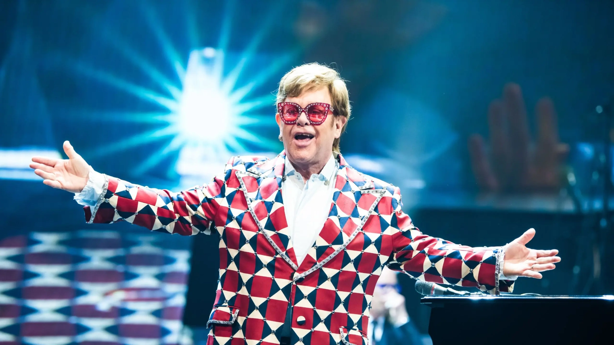 elton john (banner)