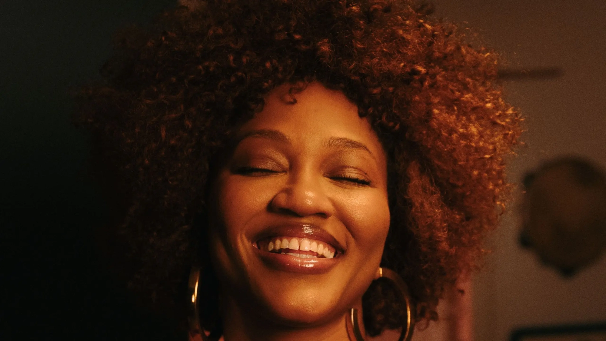 luedji luna (banner)