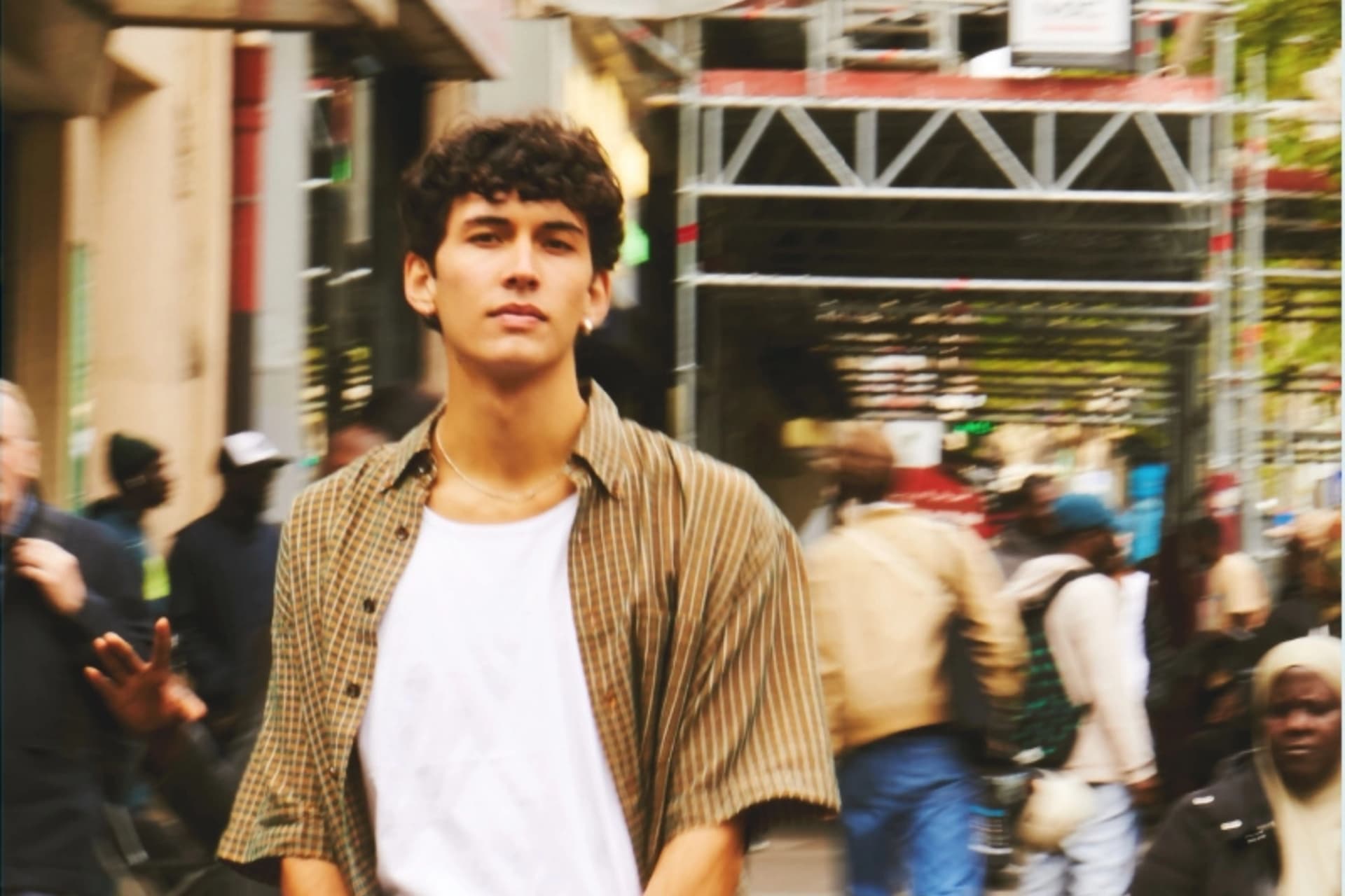 tom ribeira (feature)