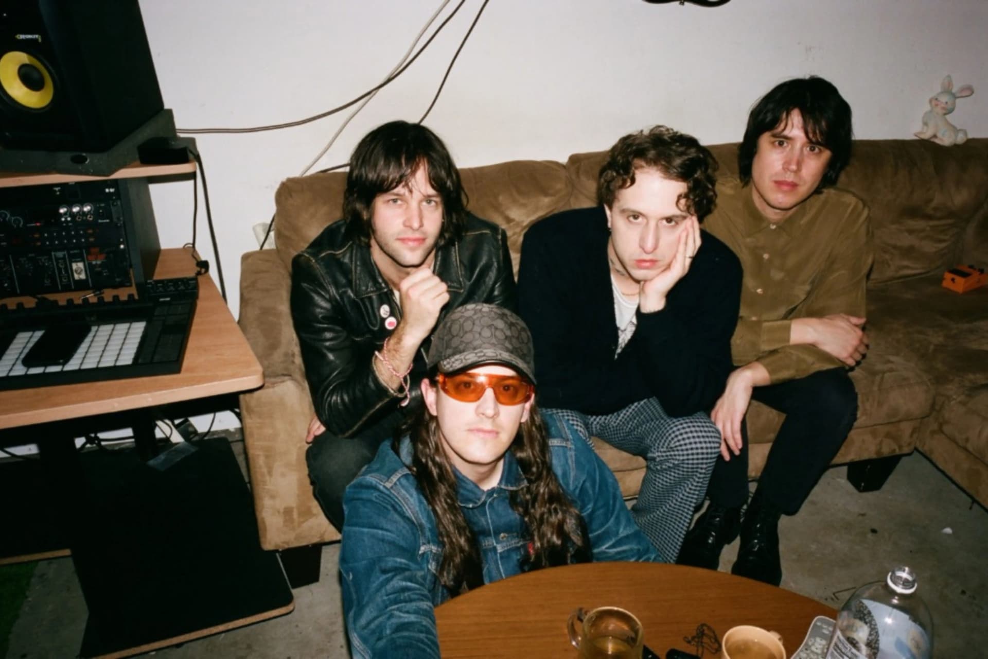 Beach Fossils (feature)
