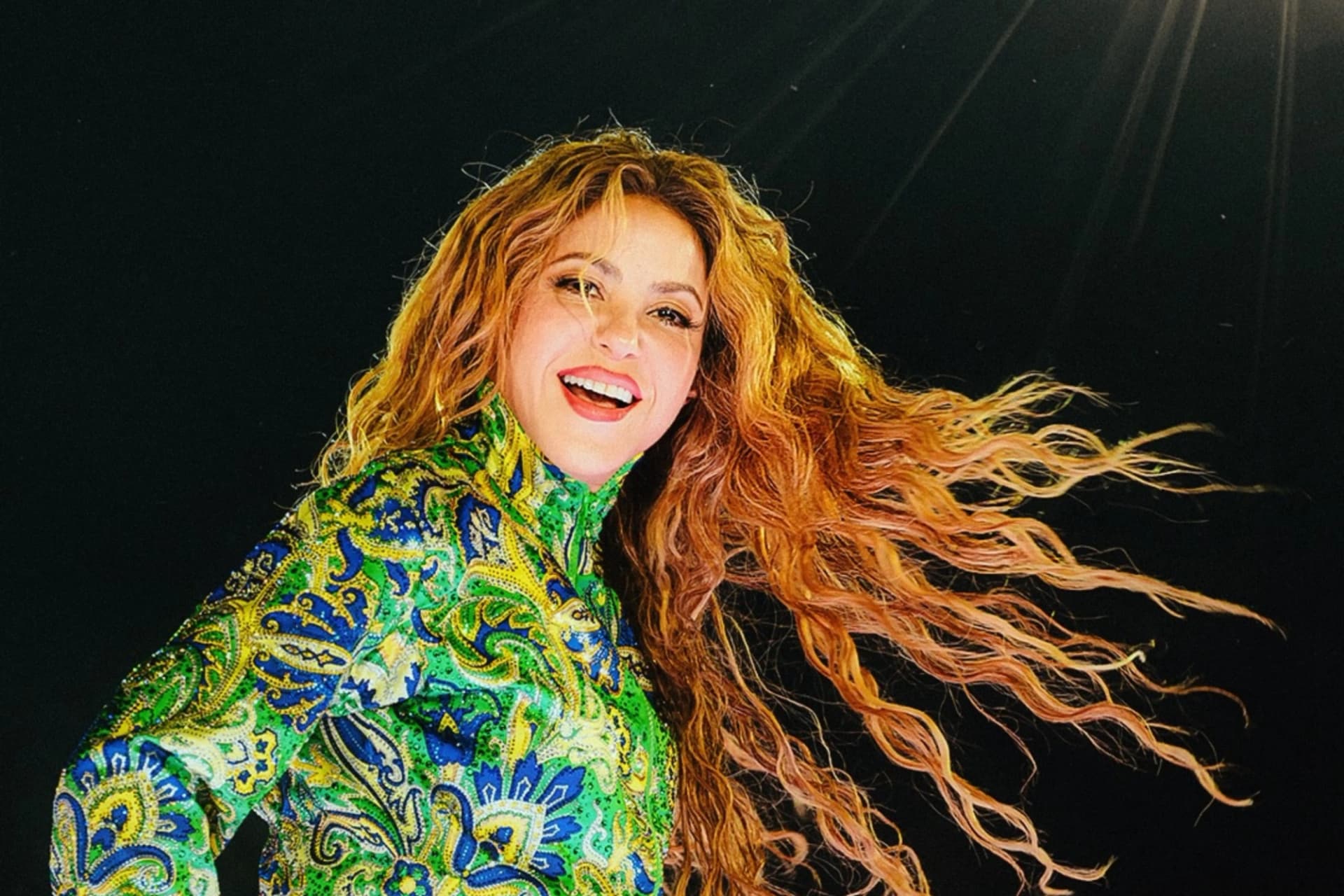 shakira (feature)