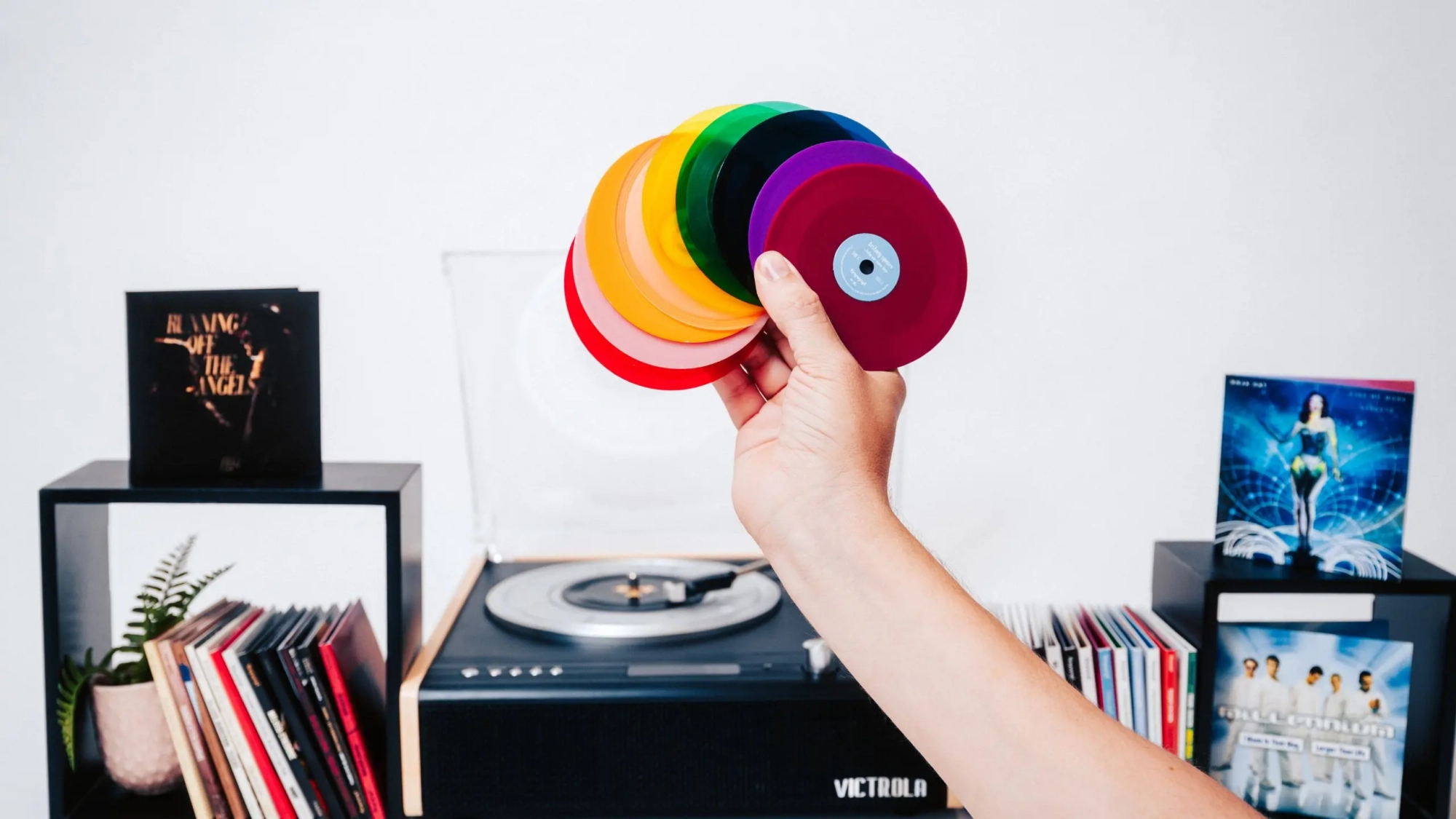 tiny vinyl (banner)