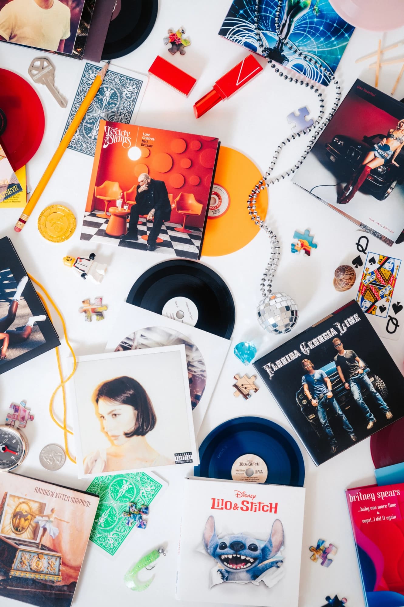 Tiny Vinyl_by Nathan Zucker_1016-2025_NZ4_6840