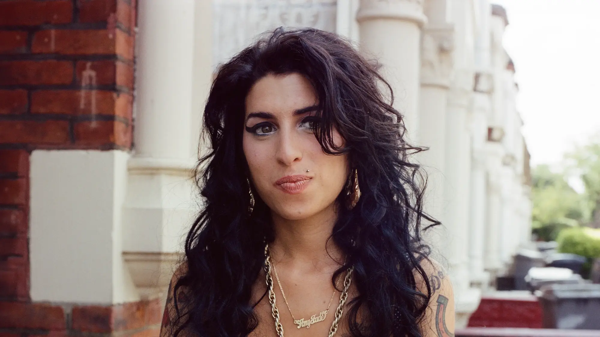 amy-winehouse-back-black-reissue-2
